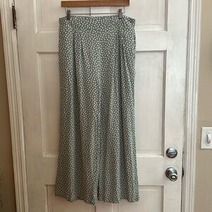 Thread & Supply Wide leg Pleated Pants